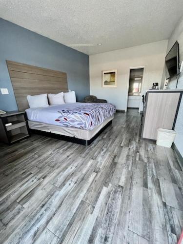 Delux Inn קליבורן מראה חיצוני תמונה